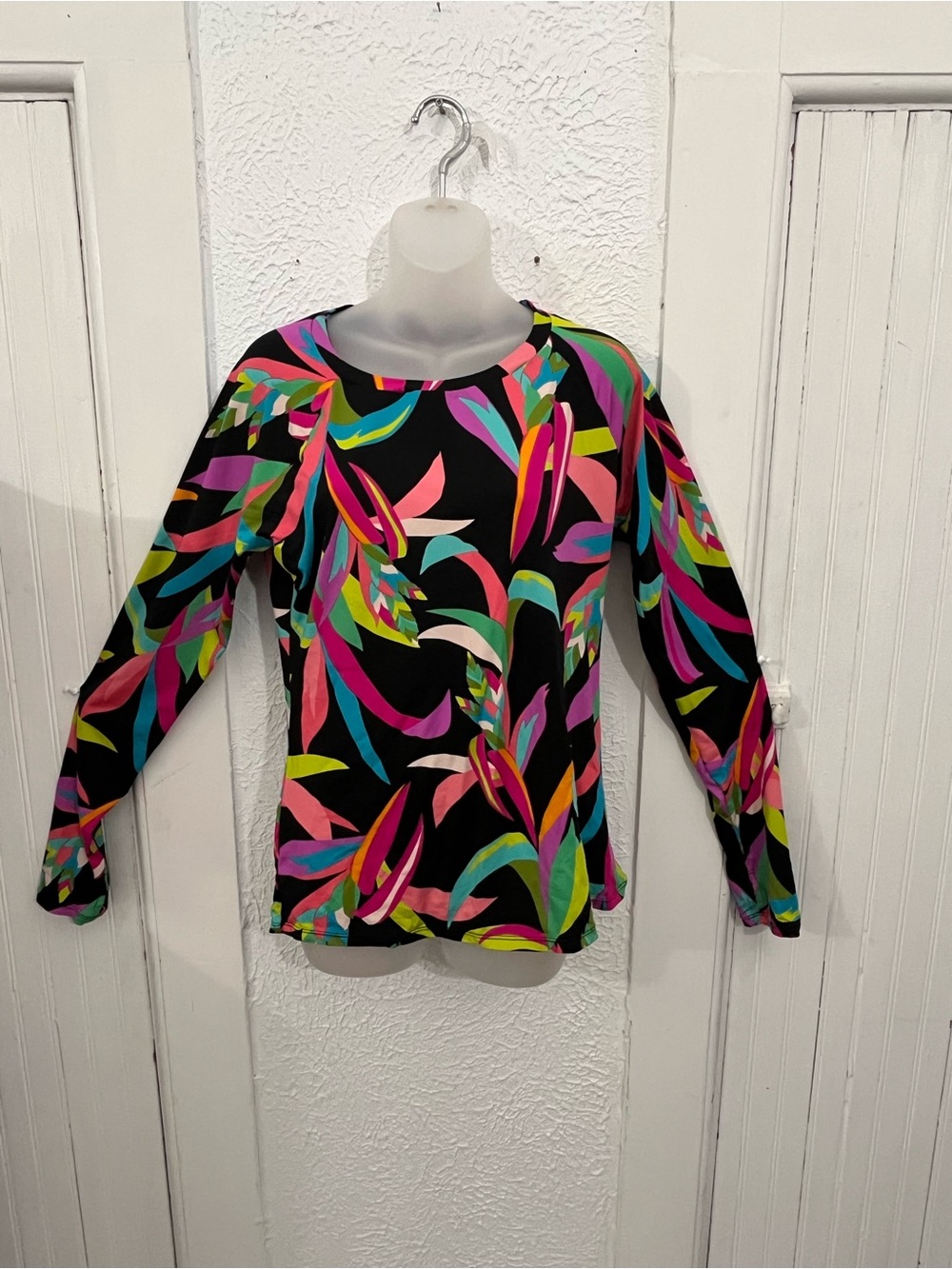 Trina Turk Floral-Print Long Sleeve Top